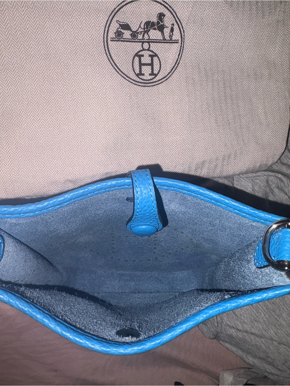Hermes Evelyne Crossbody Bag in Blue - Picture 5 of 6